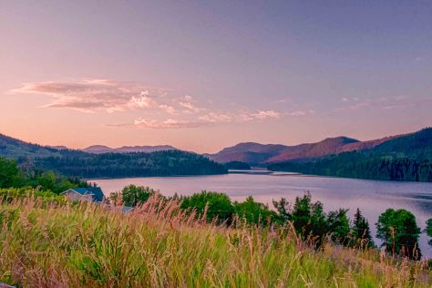 Lac des Roches Painterly- ©Derek Chambers