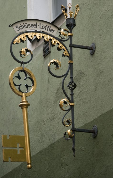 Regensberg - Advertising - ©Derek Chambers