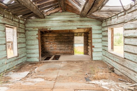 Cabin With Views - ©Derek Chambers