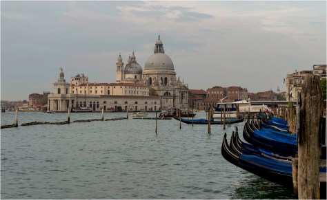 Basilica di Santa Maria della Salute and Punta della Dogana, Ven